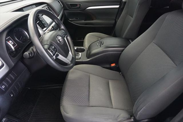 used 2018 Toyota Highlander car, priced at $22,300