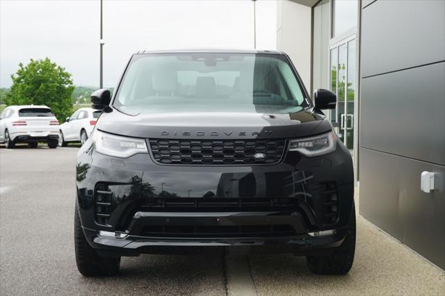 new 2025 Land Rover Discovery car, priced at $82,463