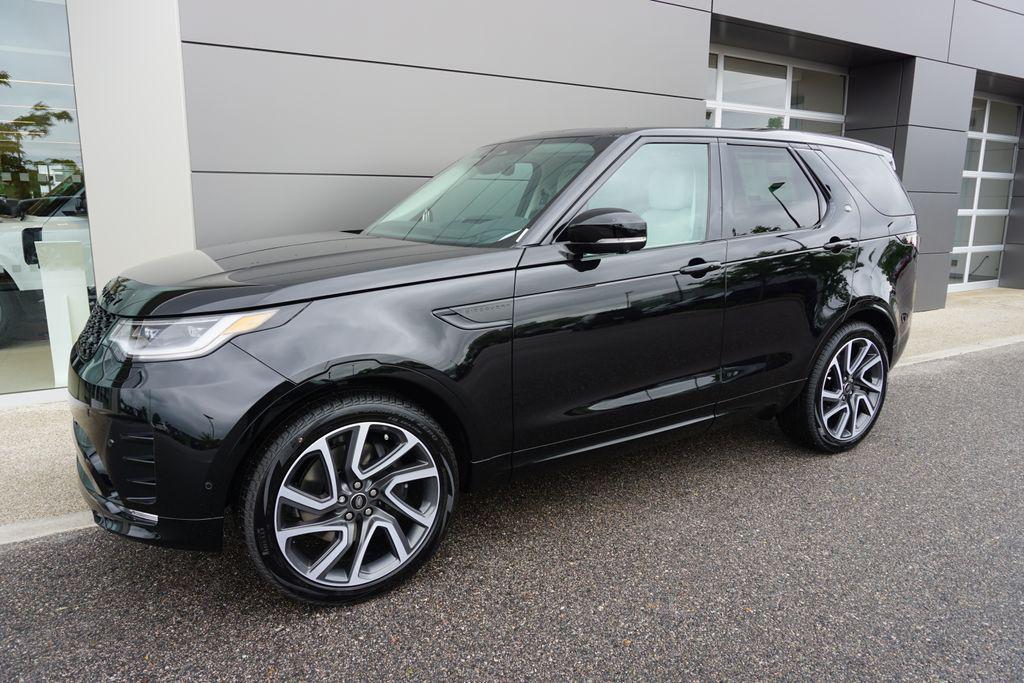 new 2025 Land Rover Discovery car, priced at $82,463
