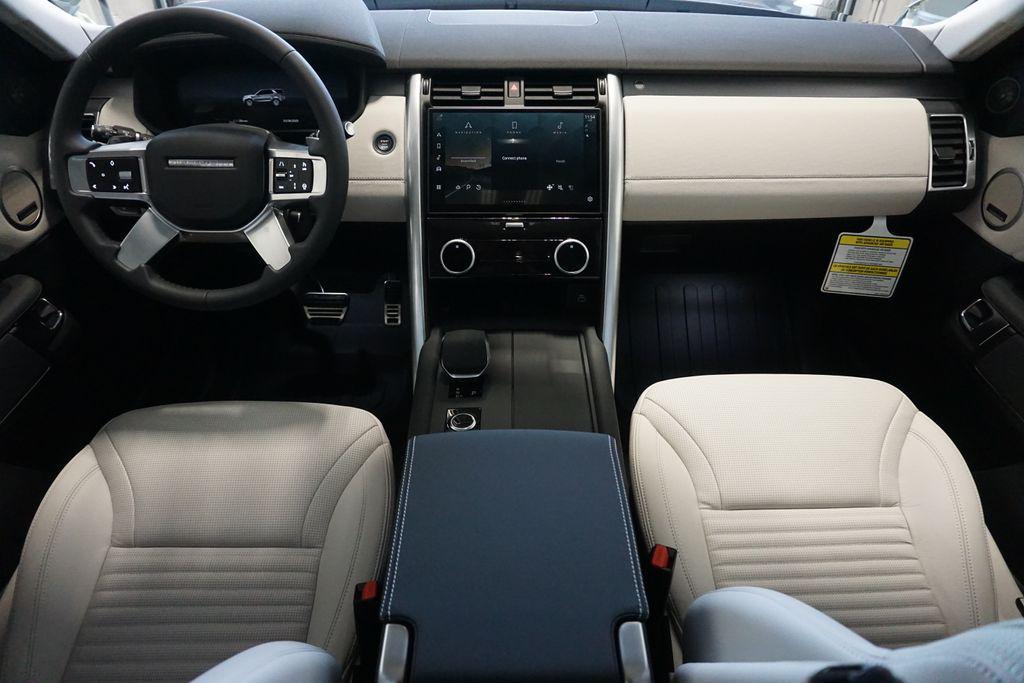 new 2025 Land Rover Discovery car, priced at $82,463