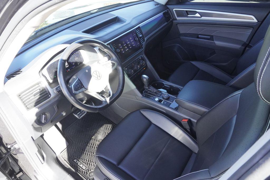 used 2021 Volkswagen Atlas car, priced at $29,880