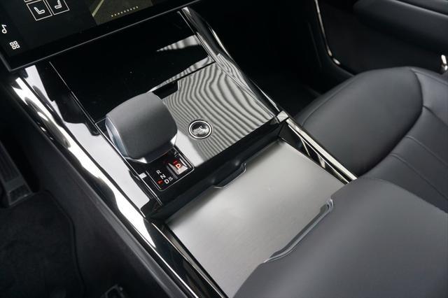 new 2025 Land Rover Range Rover Sport car, priced at $107,860