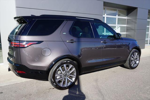 new 2025 Land Rover Discovery car, priced at $83,323