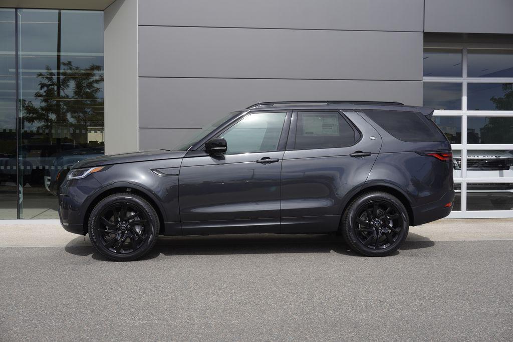 new 2025 Land Rover Discovery car, priced at $71,248
