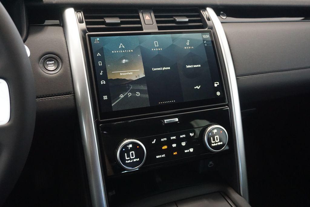 new 2025 Land Rover Discovery car, priced at $69,848