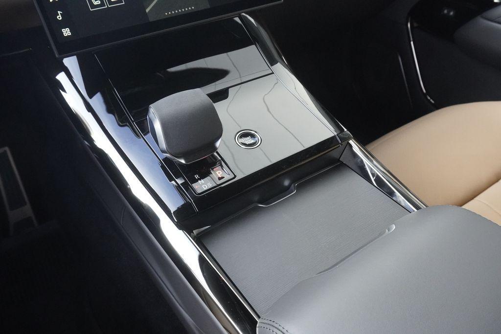 new 2025 Land Rover Range Rover Sport car, priced at $136,345