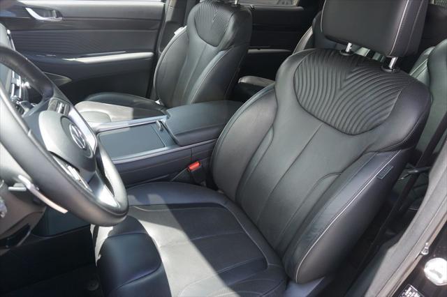 used 2023 Hyundai Palisade car, priced at $42,587