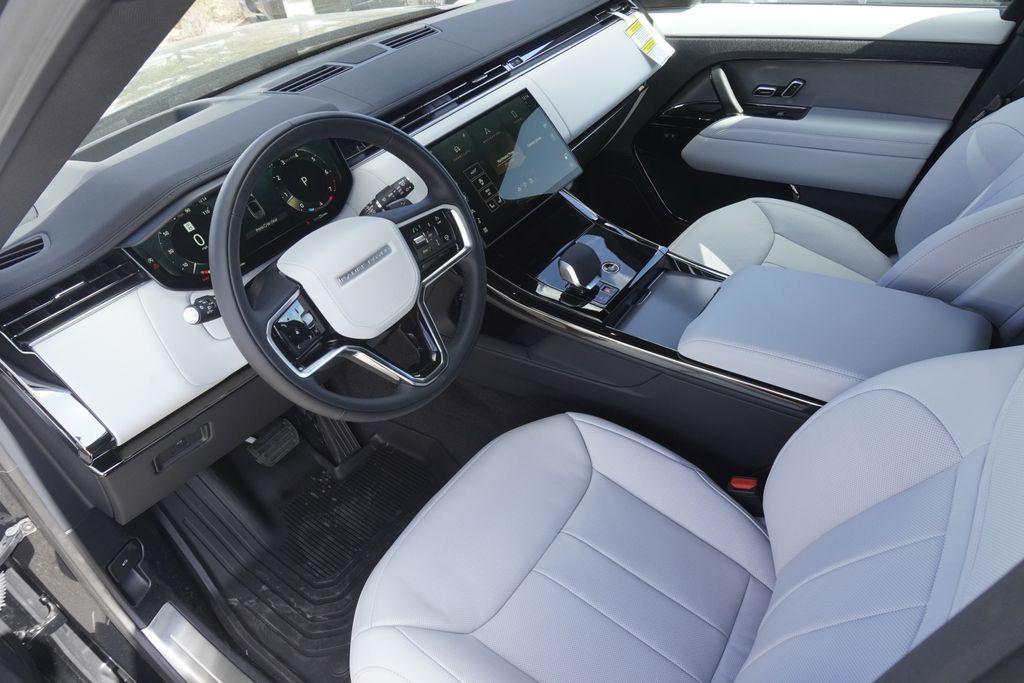 new 2025 Land Rover Range Rover Sport car, priced at $93,460