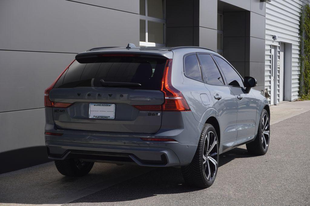 used 2023 Volvo XC60 car, priced at $40,387
