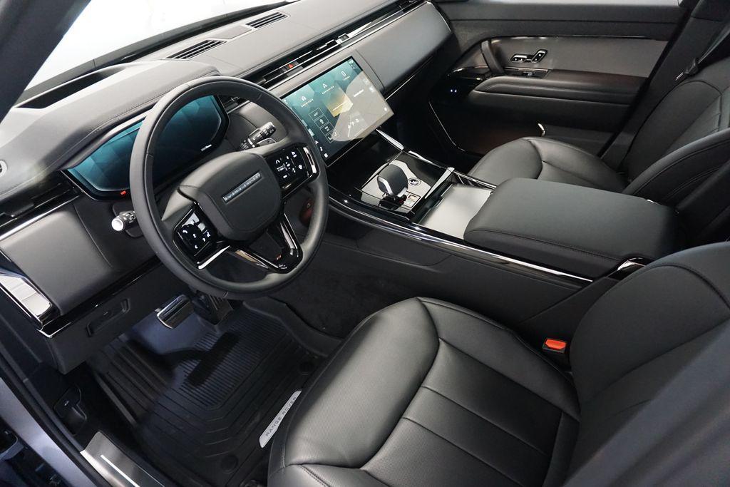 new 2025 Land Rover Range Rover Sport car, priced at $114,205
