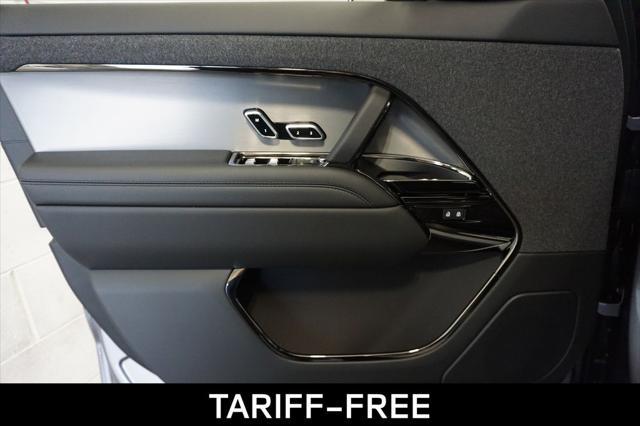 new 2025 Land Rover Range Rover Sport car, priced at $114,205