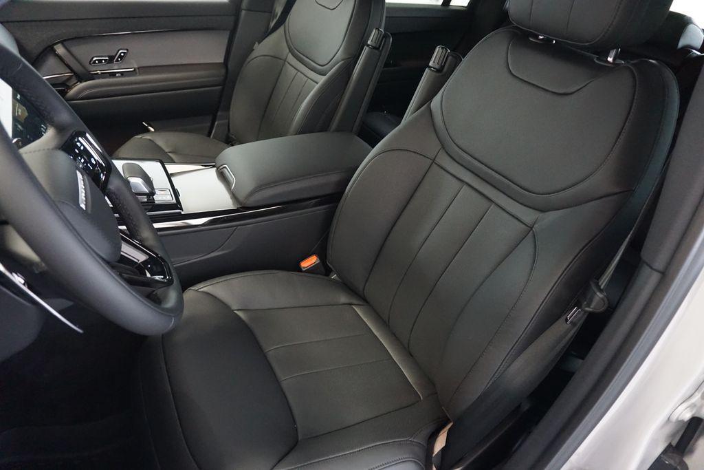 new 2025 Land Rover Range Rover Sport car, priced at $109,325