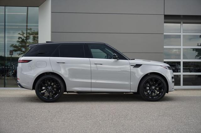 new 2025 Land Rover Range Rover Sport car, priced at $109,325