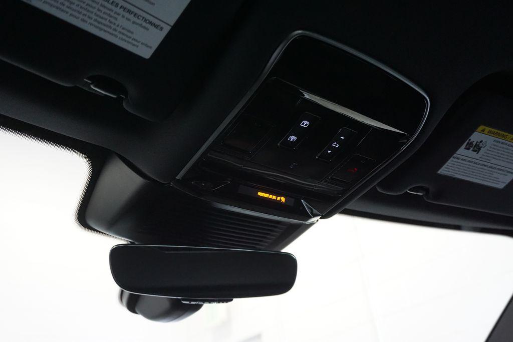 new 2025 Land Rover Range Rover Sport car, priced at $109,325