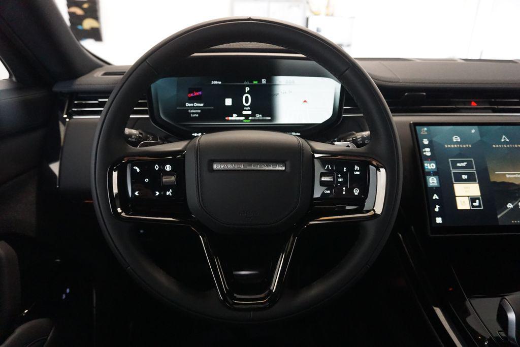 new 2025 Land Rover Range Rover Sport car, priced at $109,325