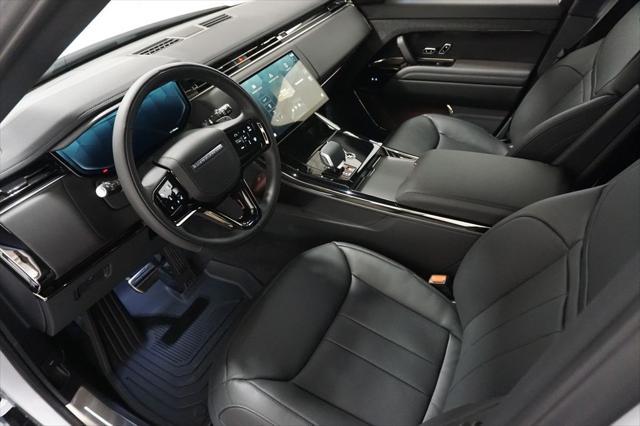 new 2025 Land Rover Range Rover Sport car, priced at $104,660