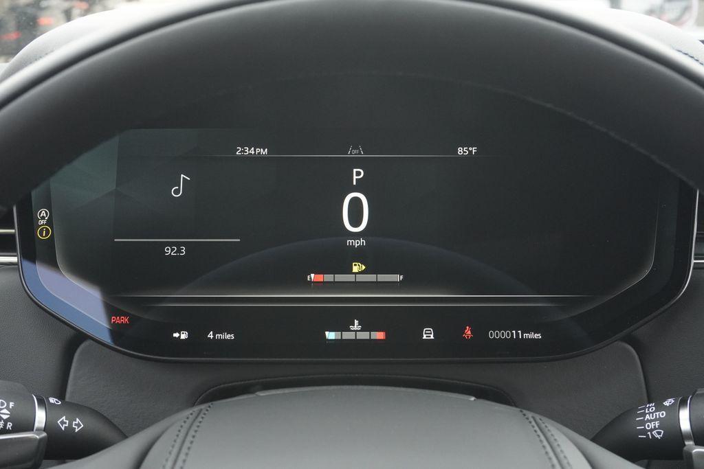 new 2025 Land Rover Range Rover car