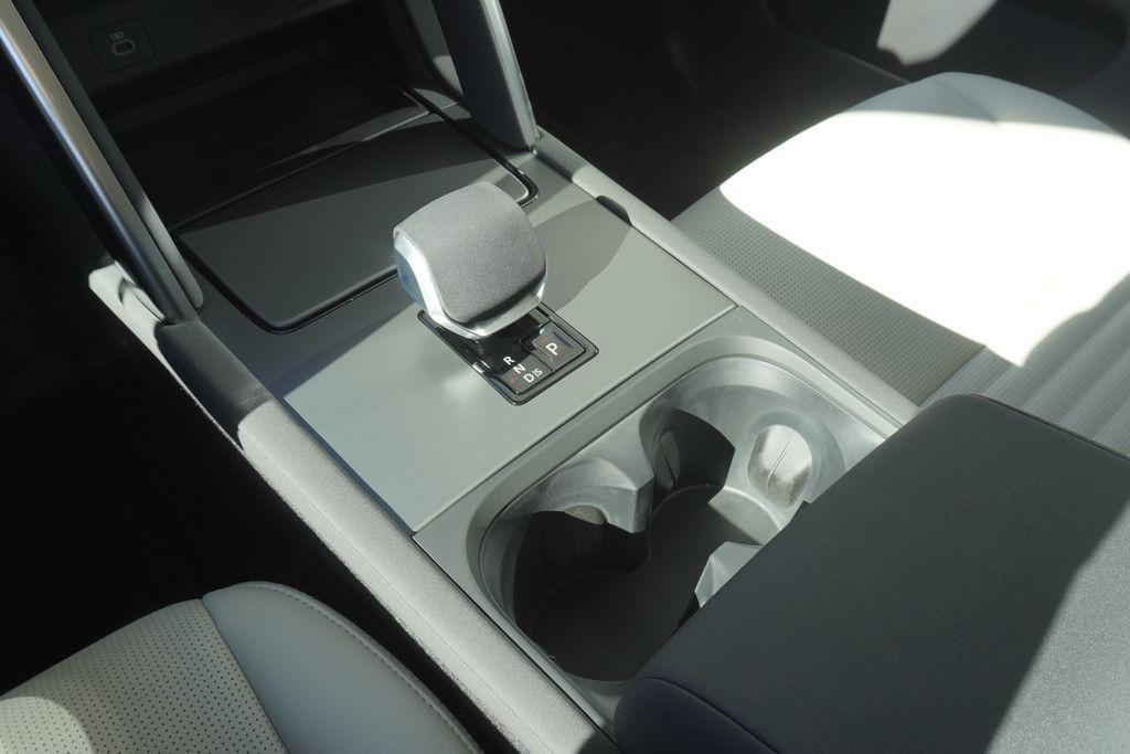 new 2025 Land Rover Discovery Sport car, priced at $53,923