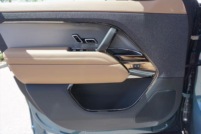 new 2025 Land Rover Range Rover Sport car, priced at $95,610