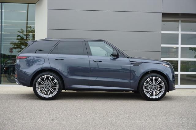 new 2025 Land Rover Range Rover Sport car, priced at $109,385
