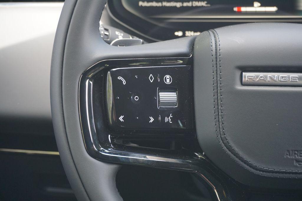 new 2025 Land Rover Range Rover Sport car, priced at $141,490