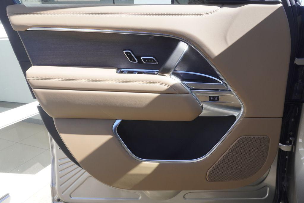 new 2025 Land Rover Range Rover car, priced at $124,100