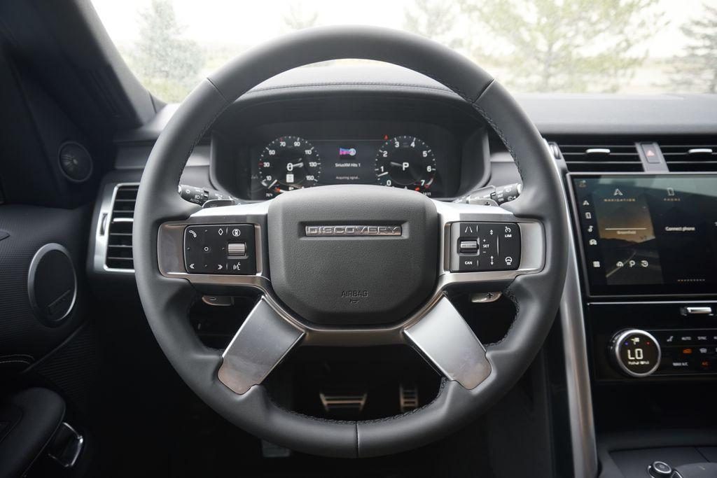 new 2025 Land Rover Discovery car, priced at $83,473