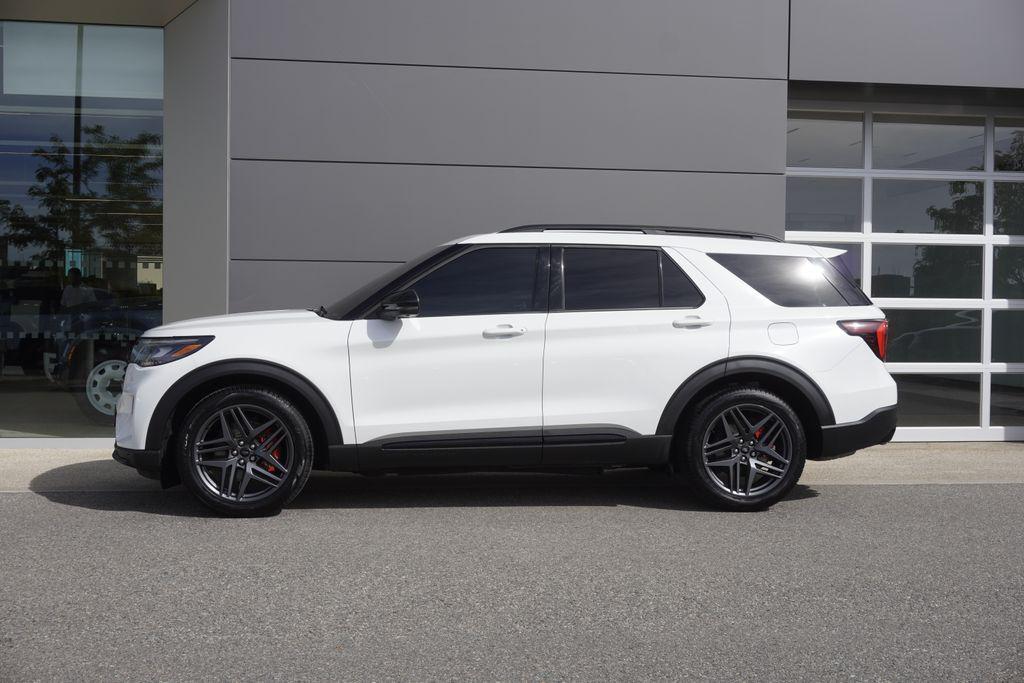 used 2025 Ford Explorer car, priced at $50,963