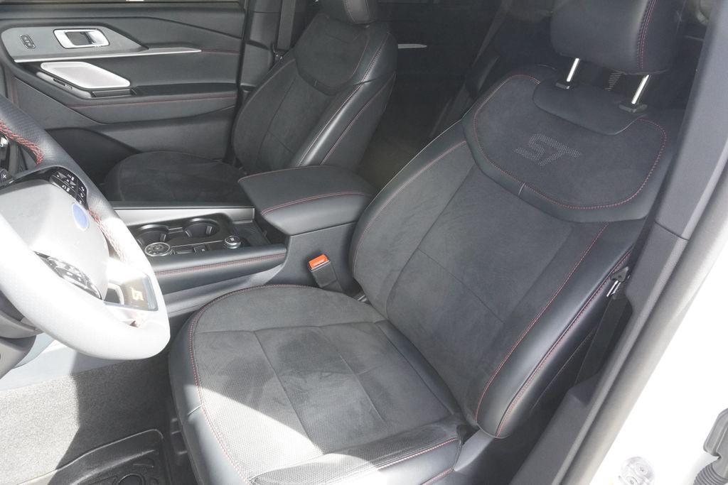 used 2025 Ford Explorer car, priced at $50,963