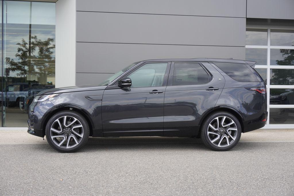 new 2025 Land Rover Discovery car, priced at $78,648