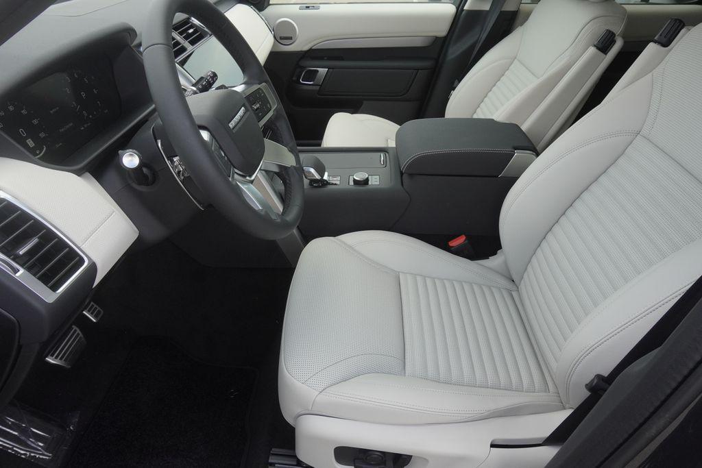 new 2025 Land Rover Discovery car, priced at $78,648