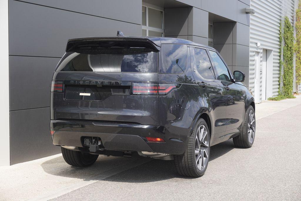 new 2025 Land Rover Discovery car, priced at $78,648