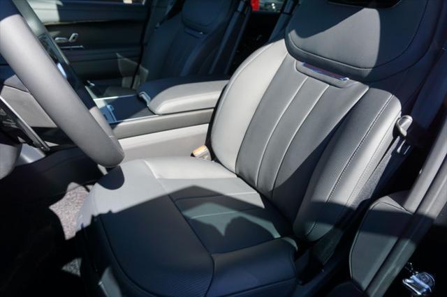 new 2025 Land Rover Range Rover car, priced at $252,525