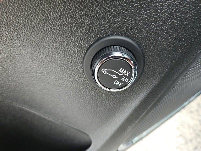 new 2025 Buick Envision car, priced at $36,778