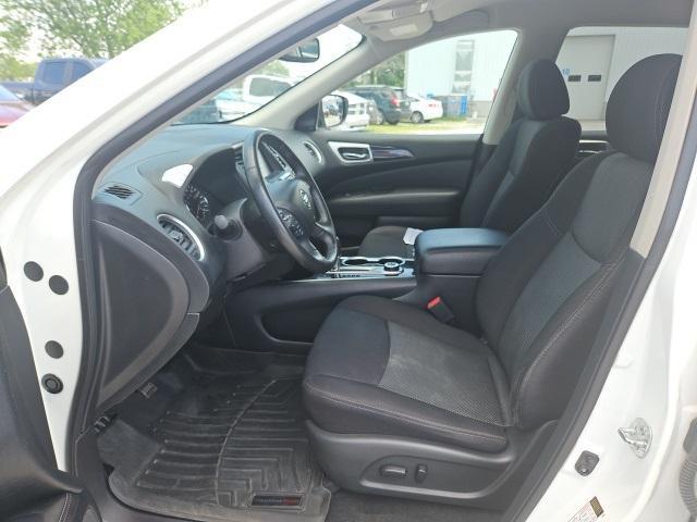 used 2020 Nissan Pathfinder car, priced at $13,200