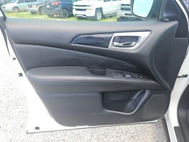 used 2020 Nissan Pathfinder car, priced at $13,200