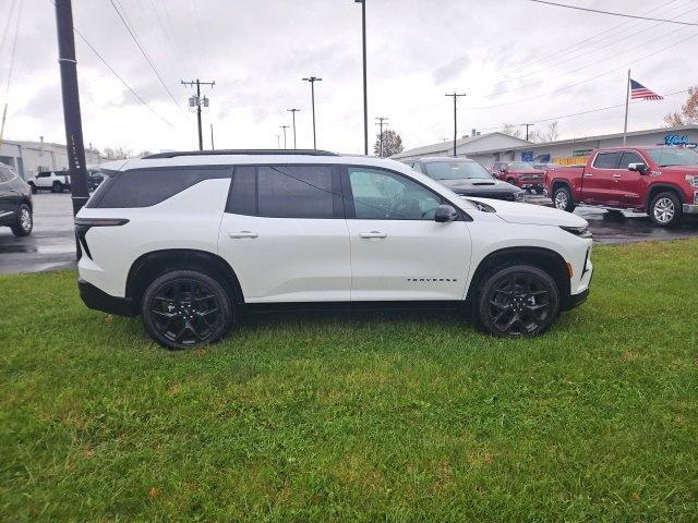 new 2024 Chevrolet Traverse car, priced at $55,066