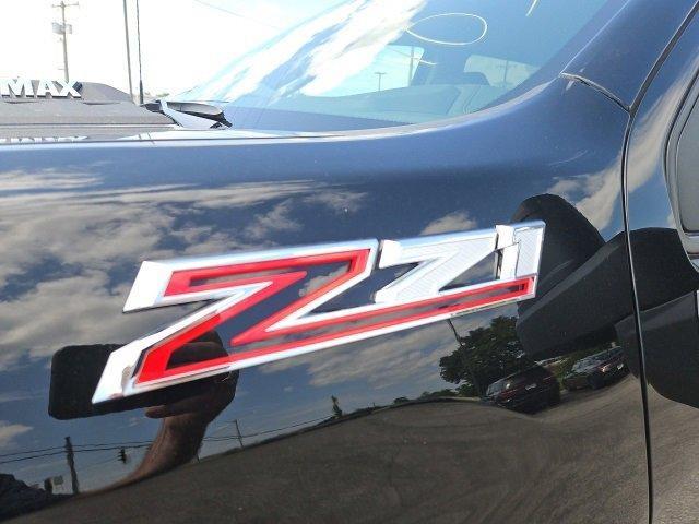 new 2025 Chevrolet Silverado 2500 car, priced at $70,798