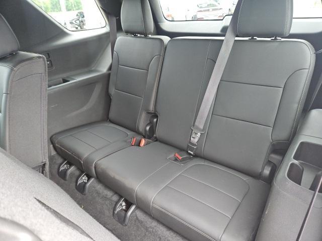 used 2023 Chevrolet Traverse car, priced at $33,486