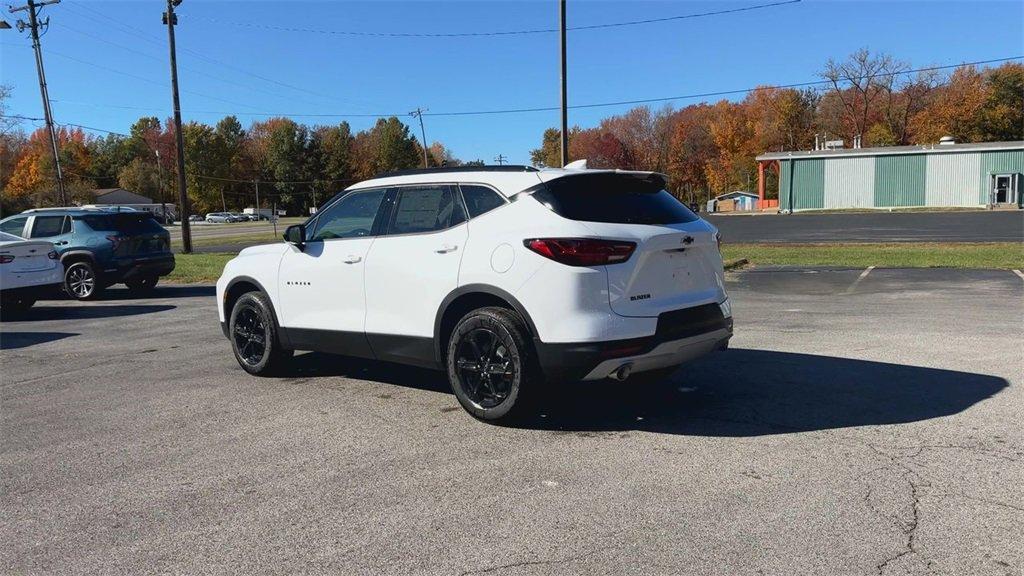 new 2025 Chevrolet Blazer car, priced at $36,072