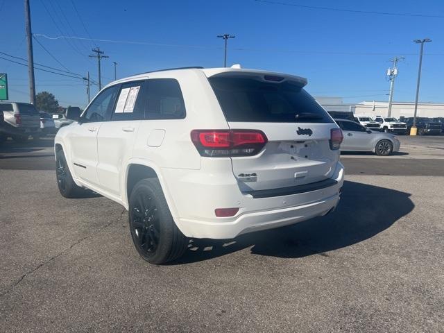 used 2017 Jeep Grand Cherokee car, priced at $15,377