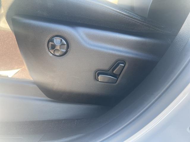 used 2017 Jeep Grand Cherokee car, priced at $15,377