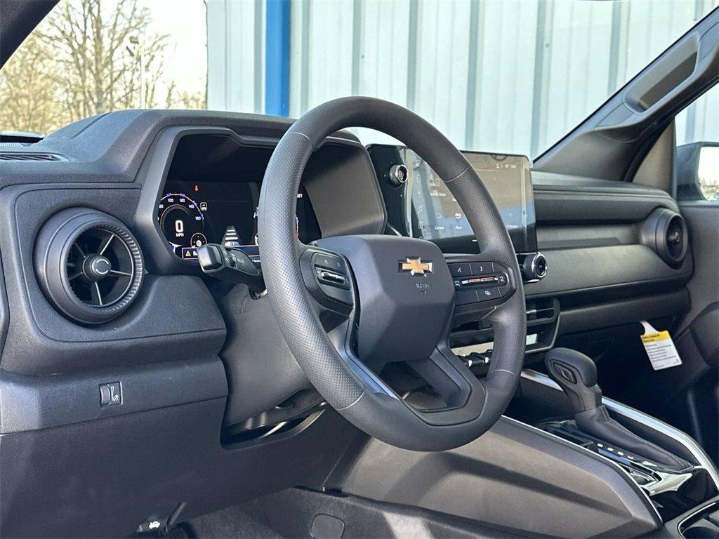 new 2025 Chevrolet Colorado car, priced at $33,355