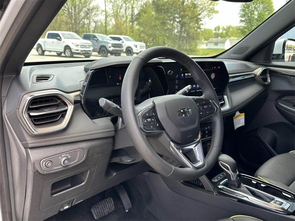 new 2025 Chevrolet TrailBlazer car, priced at $32,047