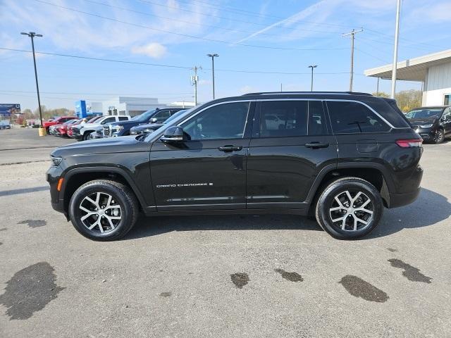 used 2024 Jeep Grand Cherokee car, priced at $39,997