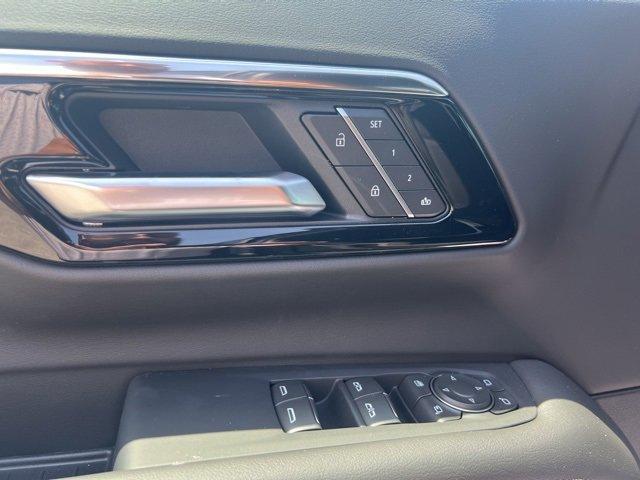 new 2025 Chevrolet Suburban car, priced at $86,125
