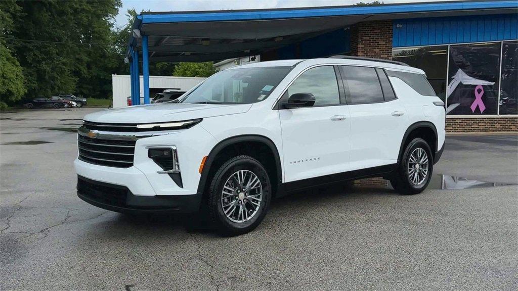 new 2025 Chevrolet Traverse car, priced at $42,235