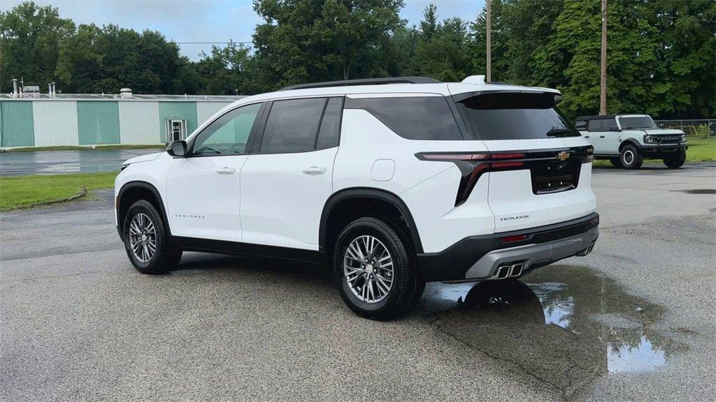 new 2025 Chevrolet Traverse car, priced at $42,235