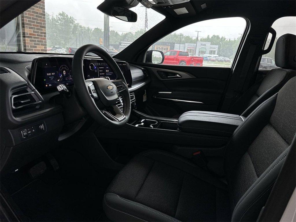 new 2025 Chevrolet Traverse car, priced at $42,235