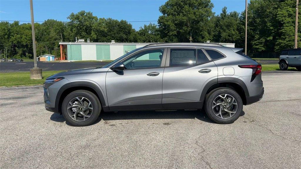 new 2025 Chevrolet Trax car, priced at $25,485